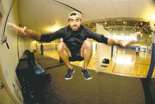 TREVOR HAGAN / WINNIPEG FREE PRESS
Wes Pomarensky completes a high intensity interval training drill. The burst of intensity is followed by a defined period of rest.