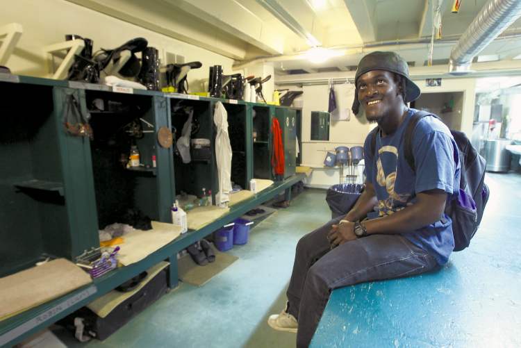 JOE BRYKSA / WINNIPEG FREE PRESS
Jockey Christopher Husbands was racing again last week, less than a month after breaking his shoulder in a track mishap.