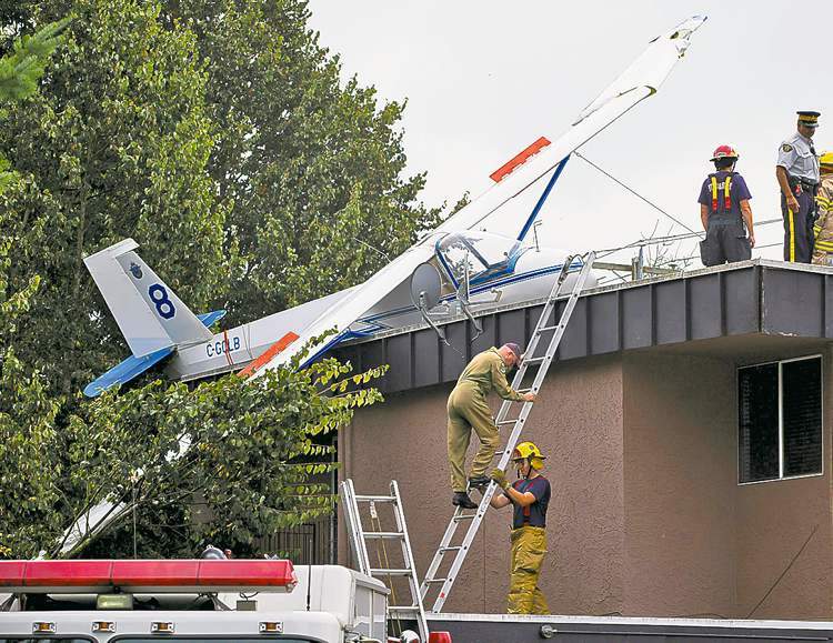 Cadet crashes glider into roof – Winnipeg Free Press