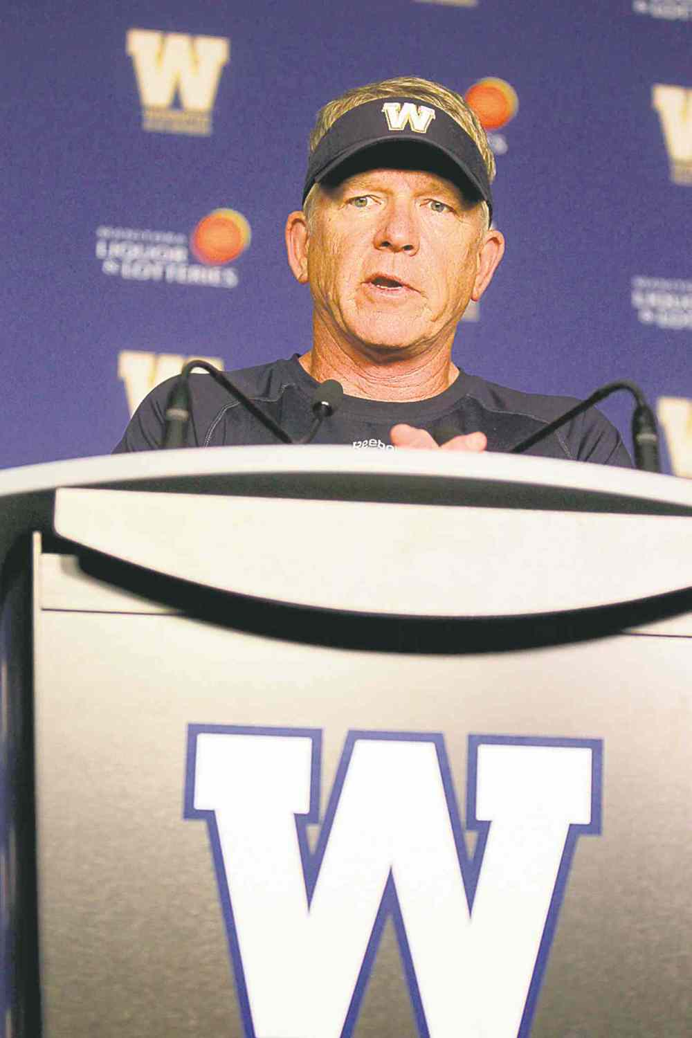 BORIS MINKEVICH / WINNIPEG FREE PRESS archives
Coach Tim Burke says he hopes the Bombers have hit rock bottom and will improve.