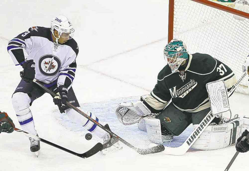 CP
Ann Heisenfelt / THE ASSOCIATED PRESS ARCHIVES
Evander Kane has been foiled and stymied by goalies for 10 straight games.