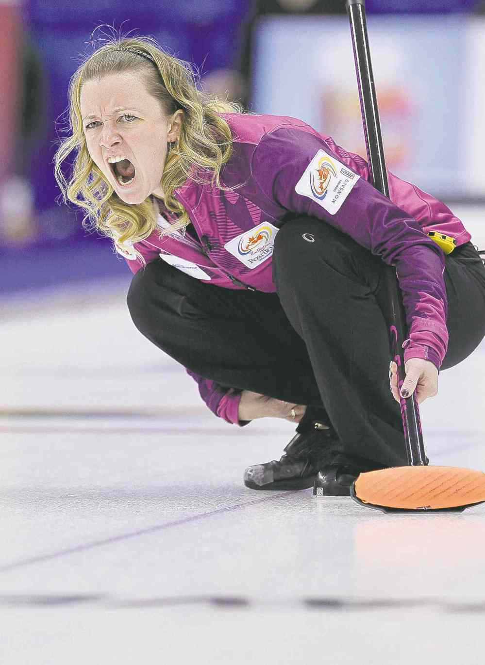 CP
John Woods / The Canadian Press
Skip Chelsea Carey yells to her sweepers in Friday�s tiebreaker against Sherry Middaugh. Middaugh won 6-3.