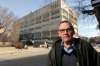 BORIS MINKEVICH / WINNIPEG FREE PRESS
Winnipeg architect Leslie Stechesen in front of the old PSB building.