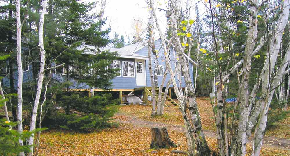 SUBMITTED PHOTO / Winnipeg Free Press
Minister Gord Mackintosh stresses the new fees for cottages in provincial parks such as the Whiteshell were subject to consultation with owners.