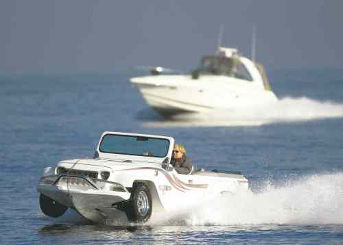 MCT
Watercar owner Dave Marsh takes the Panther on a test drive to Catalina Island.