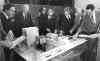 Paul Deleske / Winnipeg Free Press files
Business leaders and politicians share cakes that were fashioned after buildings at Portage and Main during celebrations to mark the opening of the underground concourse in 1979.