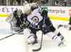 CP
Kevork Djansezian / the associated press
Winnipeg Jets right-winger Matt Halischuk swoops around with the puck as Los Angeles Kings goalie Jonathan Quick keeps an eye on the proceedings.