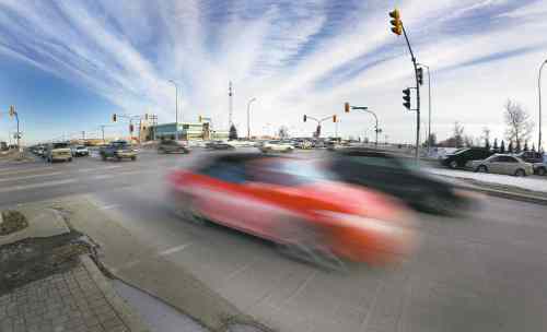 Winnipeg Free Press
February 8, 2011 - 110208  -  Traffic flies through the intersection of McGillivray Boulevard and Kenaston Boulevard on Tuesday, February 8, 2011. A recent MPI report states the intersection has the most motor vehicle collisions of all city intersections.    John Woods / Winnipeg Free Press