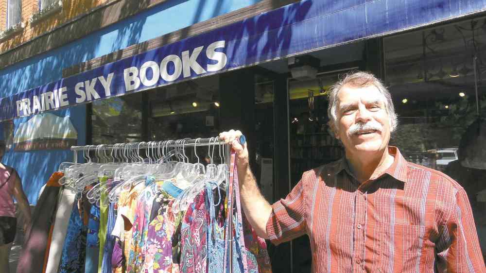 Maureen Scurfield / Winnipeg Free Press
Grant Pastuck, owner of Prairie Sky Books, has been in business since 1978. What started as a dharma store is now a bookstore and boutique.