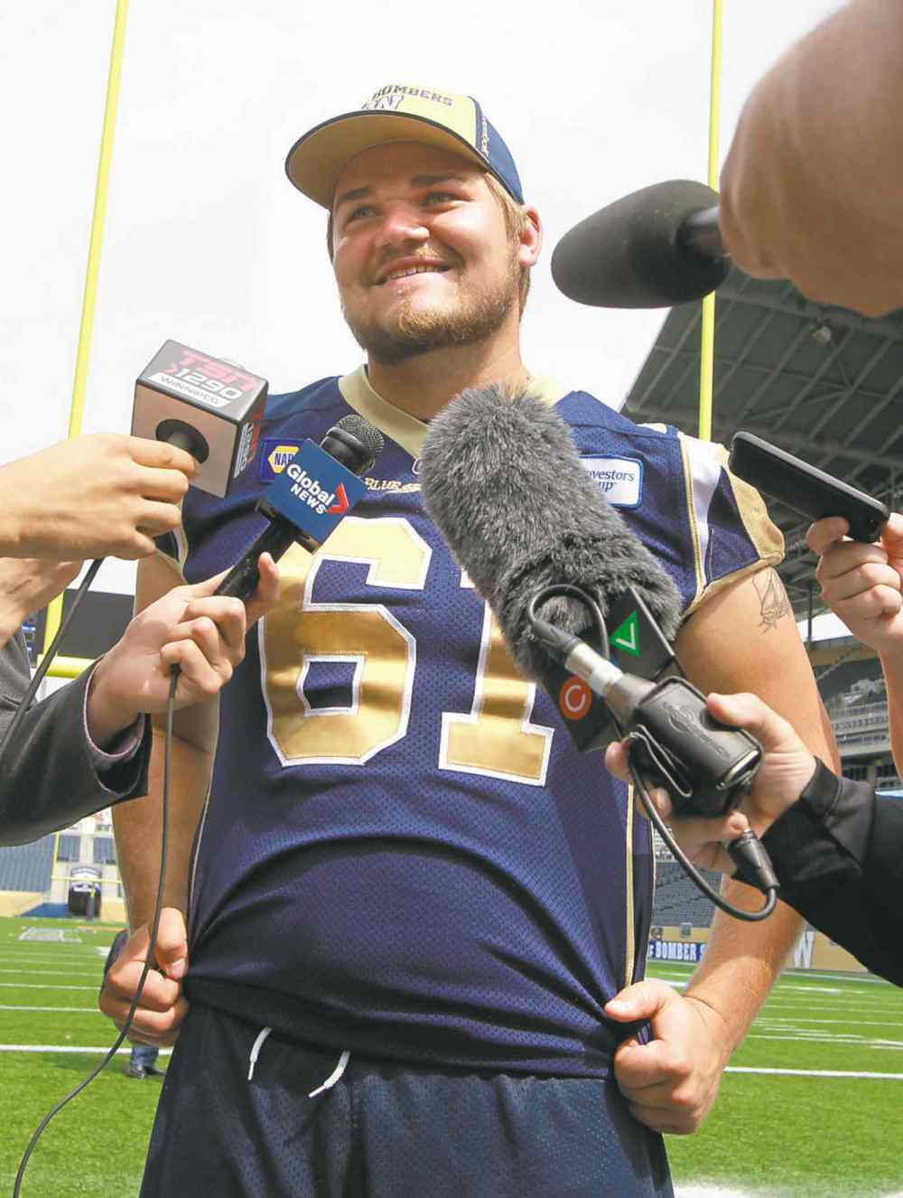 Wayne Glowacki / Winnipeg Free Press
Offensive lineman Matthias Goossen is the centre of attention Wednesday.