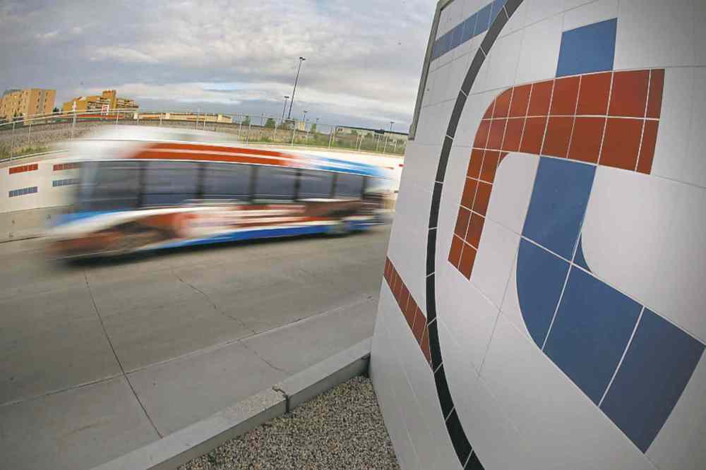 Winnipeg Free Press
John Woods / Winnipeg Free Press FILES
Bus rapid transit is officially a go.