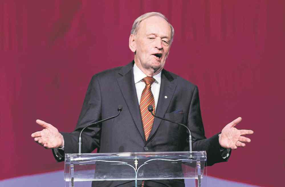 CP
Jean Chrétien