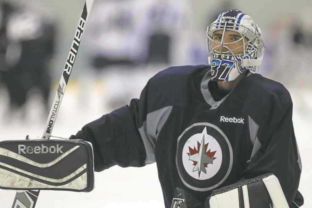 JOE BRYKSA / WINNIPEG FREE PRESS files
Connor Hellebuyck is settling in with the IceCaps, building on a .909 save percentage.