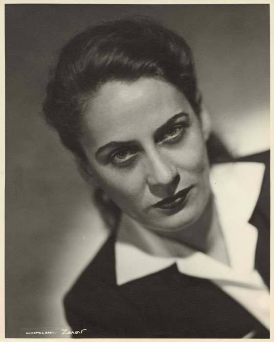 Courtesy of the Estate of Gabrielle RoyGabrielle Roy in 1945. Photo : Annette and Basil Zarov. Library and Archives Canada.