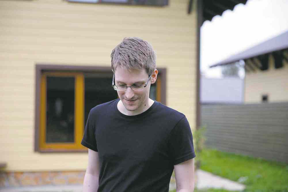 RADiUS-TWC 
Snowden in the documentary Citizenfour.