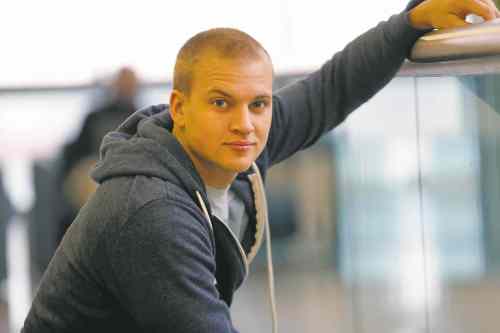KEN GIGLIOTTI / WINNIPEG FREE PRESS 
Marshall Williams, who grew up in Charleswood, is excited about his prospects after Glee wraps up its final season.