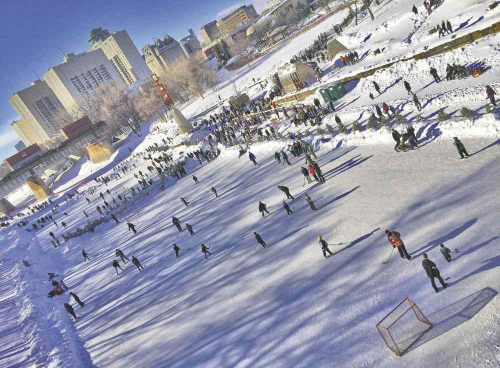 Brent Bellamy
The Red River Mutual Trail regularly attracts skaters to get in some winter activity.