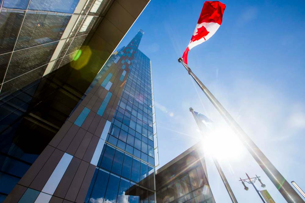 The Manitoba Hydro building on Portage avenue in Winnipeg on Thursday, July 30, 2015. Mikaela MacKenzie / Winnipeg Free Press