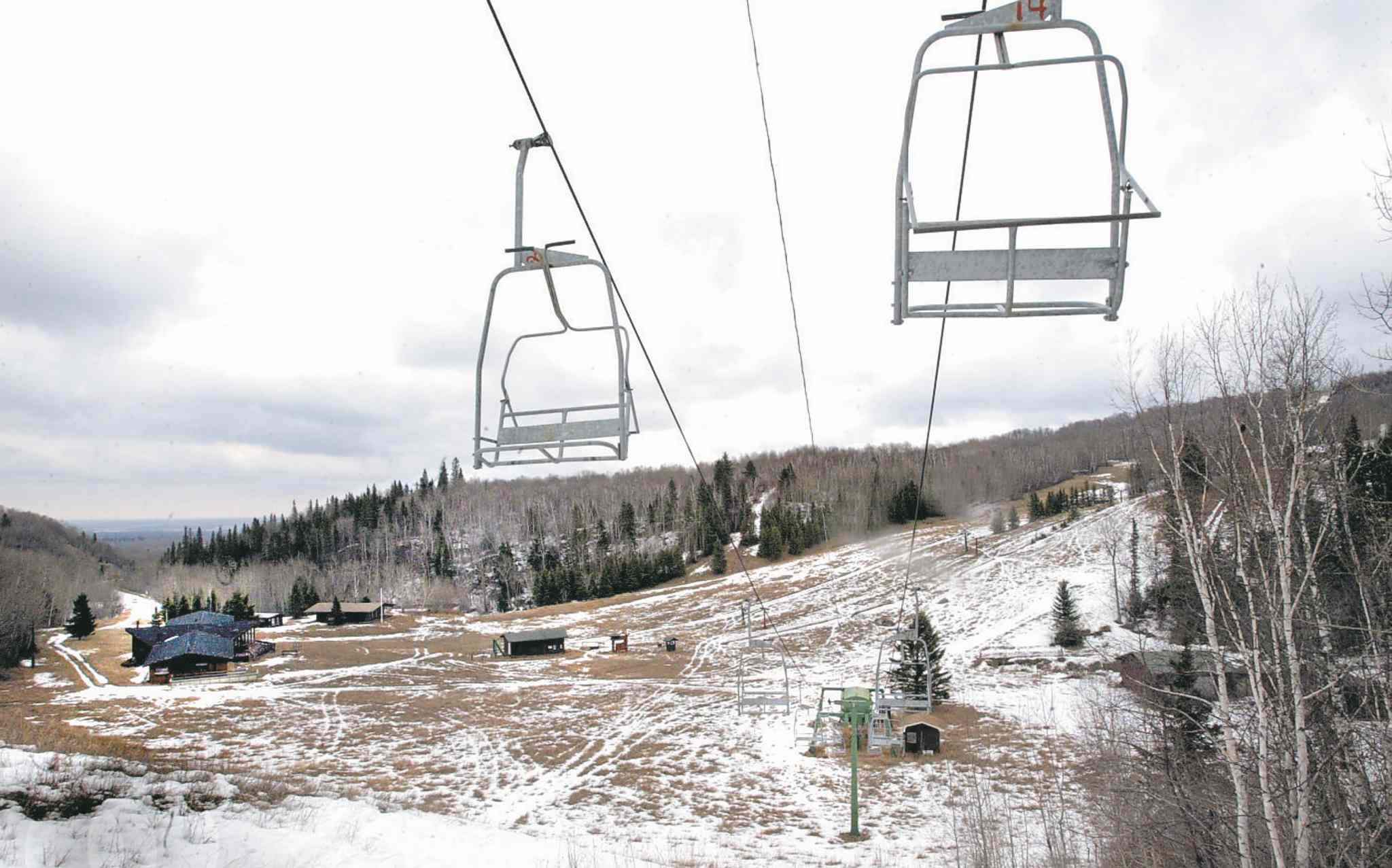 Over a hundred people rally to save the Mount Agassiz ski hill