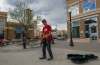 DAVID LIPNOWSKI / WINNIPEG FREE PRESS files
Eric Pyle, a.k.a. Eric The Great, has been ticketed for obstructing pedestrians and littering.