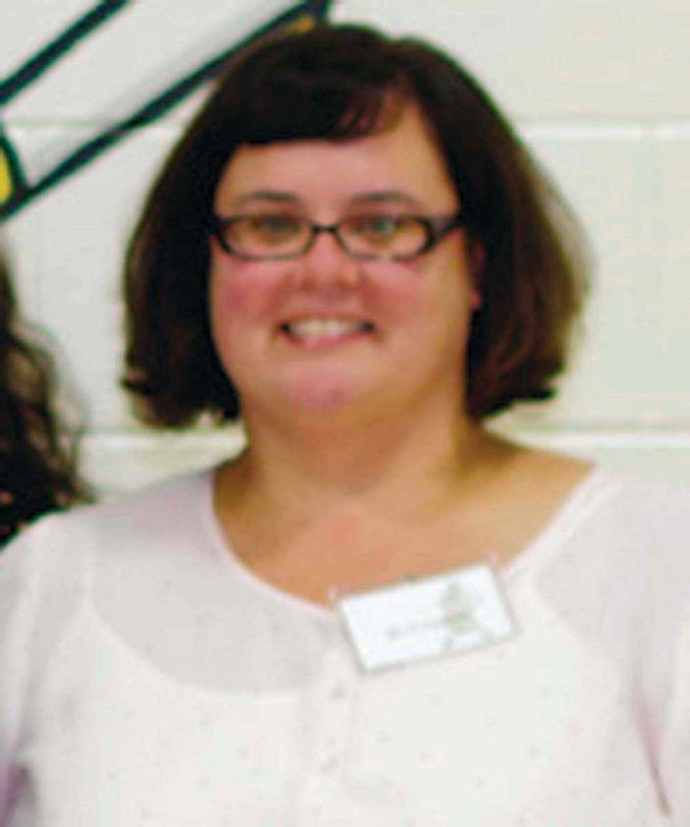 SUPPLIED PHOTO
An outgoing John Taylor Collegiate teacher died suddenly Thursday during the high school's field trip at Spruce Woods Provincial Park. Darcee Gosselin, a John Taylor teacher for more than 10 years, collapsed suddenly around 4 p.m on what ended up being a record-beating day temperature-wise, with temperatures in the Brandon-Carberry area of 33.7 C, breaking the 82-year-old record for that day by four degrees.