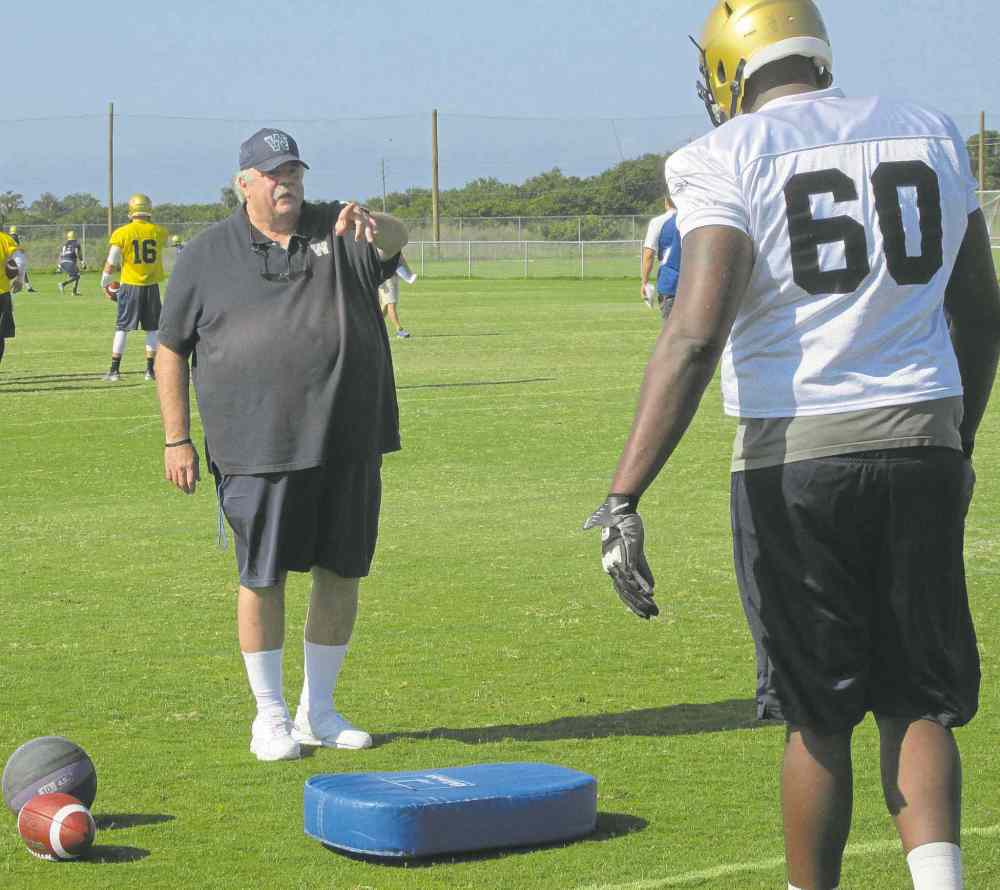 Paul Wiecek / Winnipeg Free Press
Waggish and charming offensive line coach Bob Wylie is a sagacious mentor who would be prized by any CFL staff.