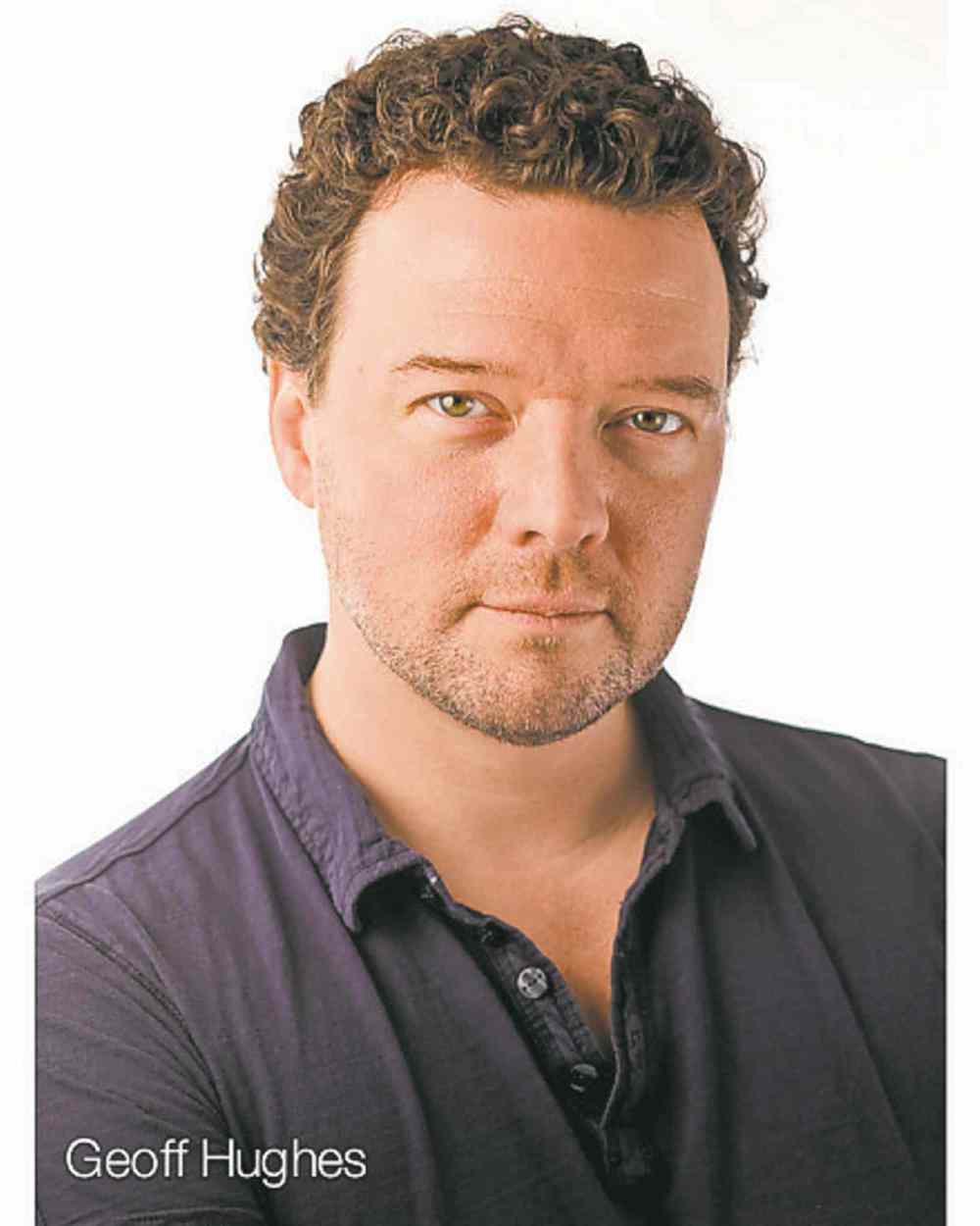 Geoffrey Hughes sang in the dark.