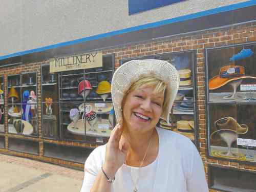The more murals in the West End, the better, says Gloria Cardwell-Hoeppner.