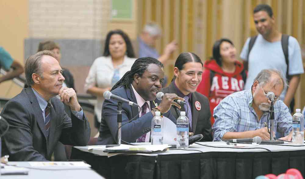 Jason Halstead
Jason Halstead/Winnipeg Free Press files
Pat Martin (left), Don Woodstock, Robert-Falcon Ouellette and Darrell Rankin at Wednesday�s debate.