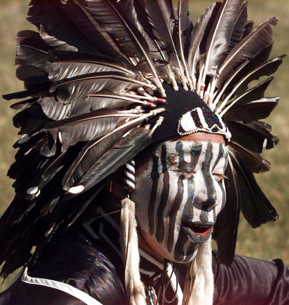 Headdresses need to be treated with reverence Winnipeg Free Press
