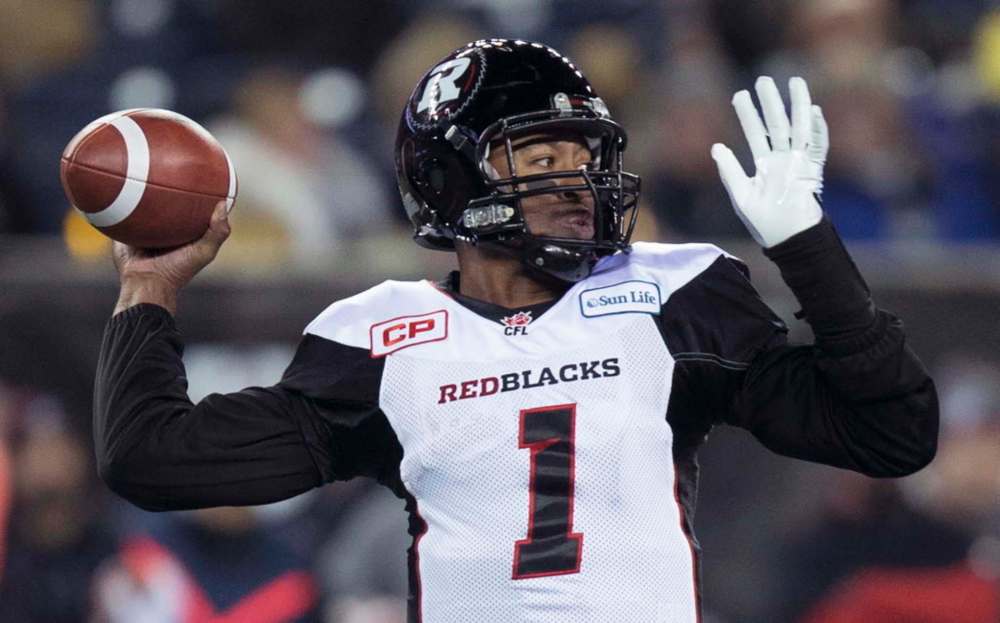 DARRYL DYCK / THE CANADIAN PRESS
Ottawa Redblacks' quarterback Henry Burris throws the ball during the 103rd Grey Cup against the Edmonton Eskimos in Winnipeg, Man. Sunday, Nov. 29, 2015.