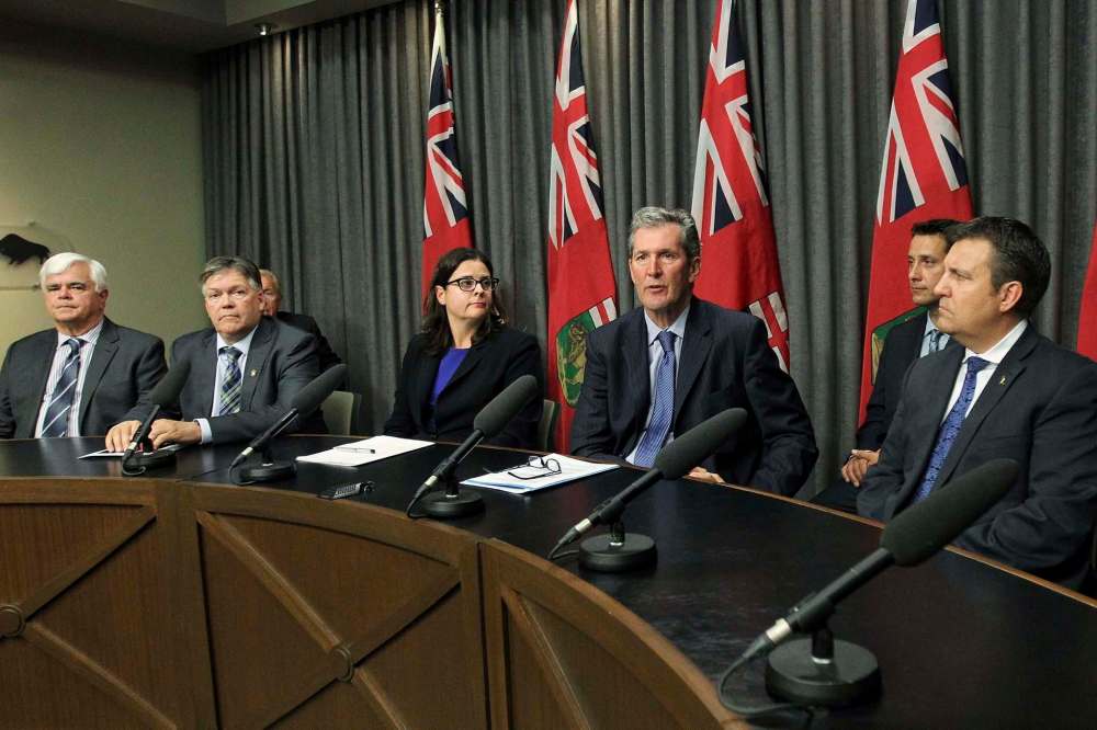 MIKE DEAL / WINNIPEG FREE PRESS
Premier Brian Pallister joined by colleagues in his government and members of Manitoba's business community and aerospace industry is calling on the federal government to ensure that Manitoba's aerospace industry is strengthened.