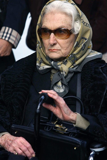 FILE - Oct. 17, 2006 file photo of Neslisah Osmanoglu, an Ottoman princess who married an Egyptian prince and was twice forced into exile when both royal households were abolished, has died in Istanbul on Monday, April 2, 2012. The princess, 91,was the oldest member of the Ottoman dynasty. Neslisah Sultan was born in Istanbul on Feb. 4, 1921, two years before the Turkish Republic replaced the Ottoman Empire, which had ruled Turkey, parts of the Middle East and eastern Europe for 600 years. (AP Photo/Kursad Bayhan, File)