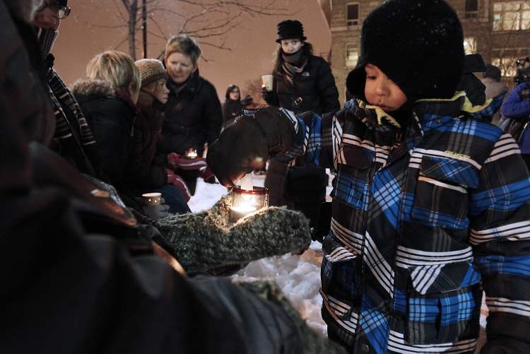 Candles honour former Winnipegger killed in mass shooting at school