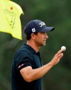 Adam Scott, of Australia, waves on the 18th holeduring the final round for the Masters golf tournament, Sunday, April 14, 2019, in Augusta, Ga. (AP Photo/Chris Carlson)