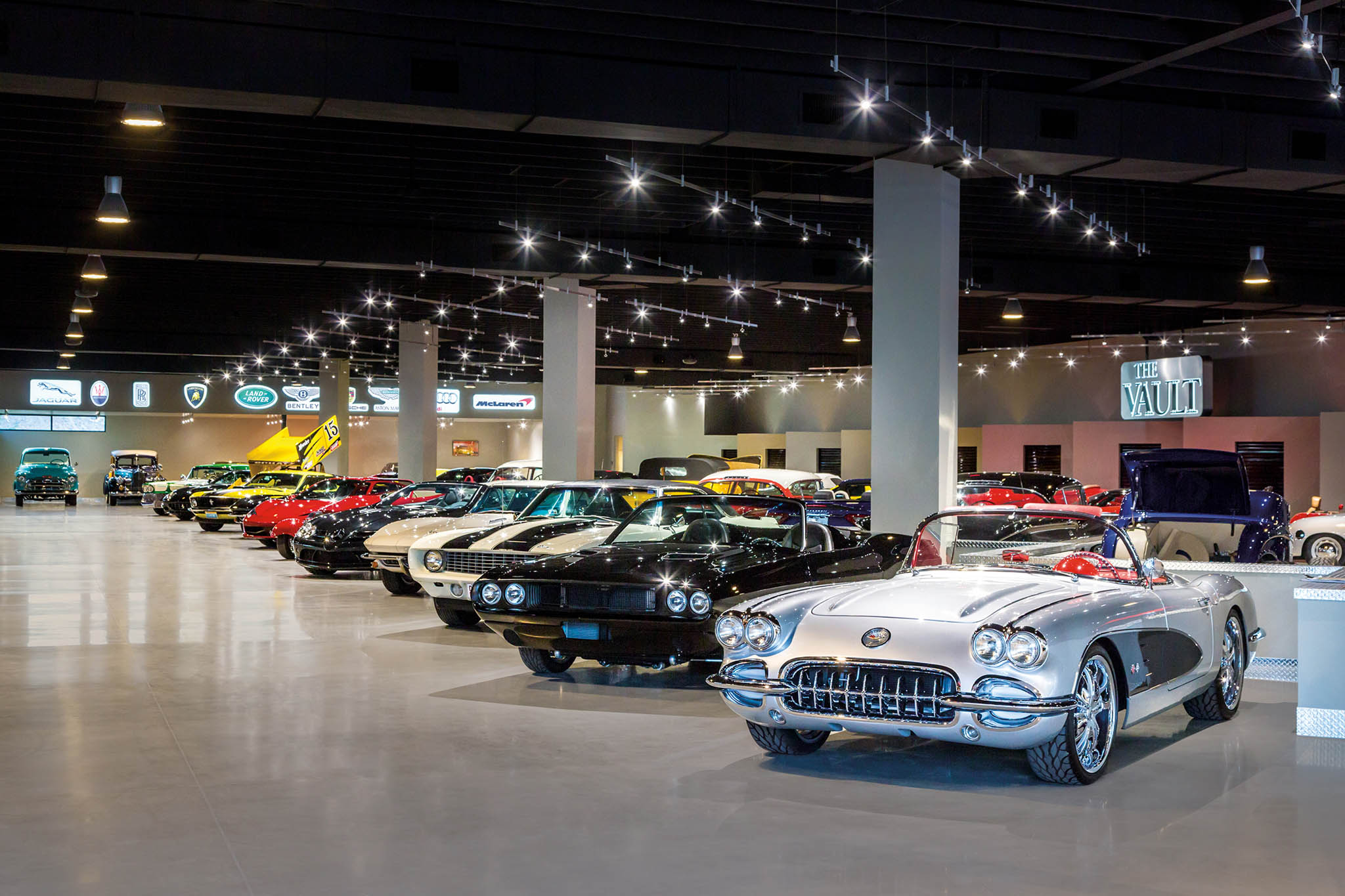 Lap of luxury for classic cars Winnipeg Free Press