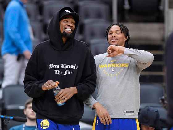 NATHAN DENETTE / THE CANADIAN PRESSGolden State Warriors Kevin Durant (left) laughs with teammate Damion Lee during a team practice for the NBA Finals in Toronto on Saturday, June 1, 2019.