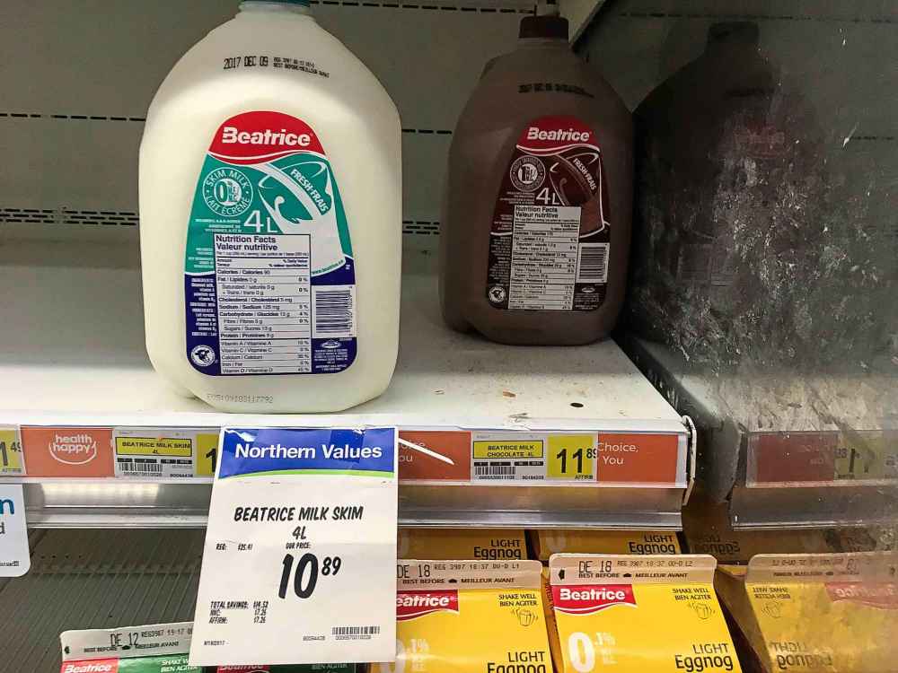 Mike Deal / Winnipeg Free Press
Supplied image
The cost of food is displayed at the Northern store in Churchill on Dec. 7, 2017.
171207 - Thursday, December 07, 2017.