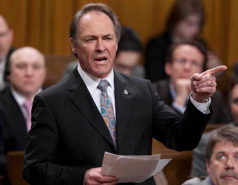 ADRIAN WYLD / THE CANADIAN PRESS FILES
MP Pat Martin, NDP will attempt today to get the House of Commons to cut off the Senate’s budget.