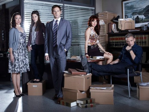 Molly Parker (left to right) as Abby McDeere, Natasha Calis as Claire McDeere, Josh Lucas as Mitch McDeere, Juliette Lewis as Tammy Hemphill, Callum Keith Rennie as Ray McDeere in 