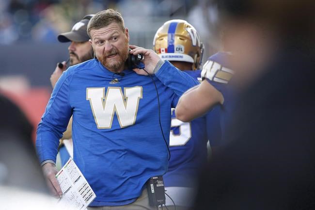 Winnipeg Blue Bombers head coach Mike O'Shea reacts after a call during the first half of CFL action against the B.C. Lions in Winnipeg Saturday, October 8, 2016. O'Shea won't be winging his speech Thursday when he's inducted into the Canadian Football Hall of Fame. TTHE CANADIAN PRESS/John Woods