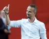 England's Mark Sampson salutes the crowd as he walks onto the pitch for the match against Colombia during Women's World Cup soccer in Montreal, June 17, 2015. Let the gamesmanship begin. England coach Mark Sampson has fired an early volley ahead of Saturday's Women's World Cup quarter-final with Canada, saying the host country is feeling the pressure despite getting an easy ride from tournament referees. THE CANADIAN PRESS/Ryan Remiorz