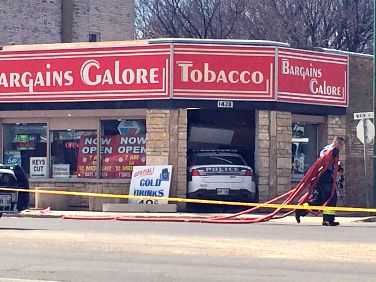 Police cruiser crashes into store, officers in stable condition – Winnipeg  Free Press