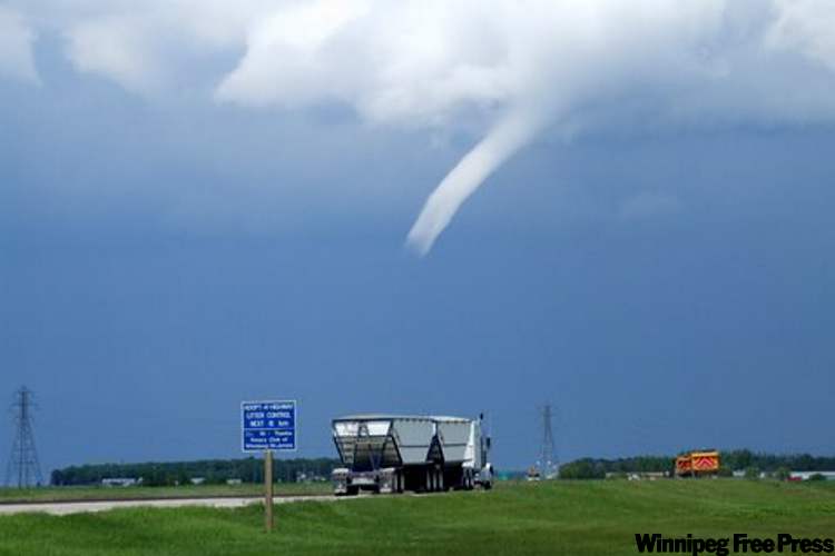 Funnel clouds spotted near Winnipeg Winnipeg Free Press