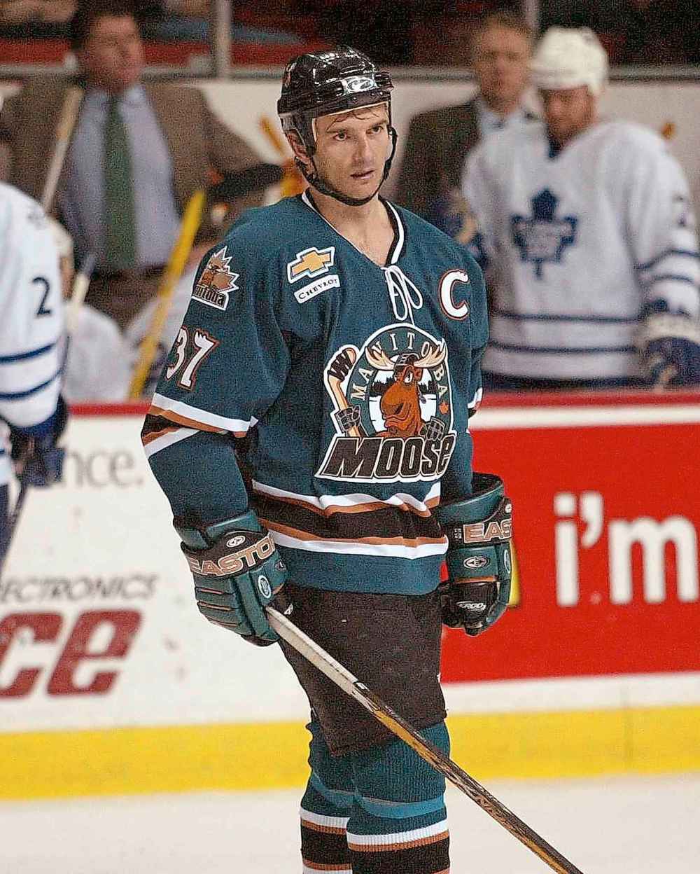JEFF DE BOOY / WINNIPEG FREE PRESS FILES
Eakins as a member of the Manitoba Moose in 2004, where he would finish his professional playing career.