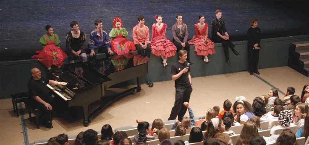 Supplied photo
Ashley (at piano) takes part in a YOU Dance program at the National Ballet of Canada.
