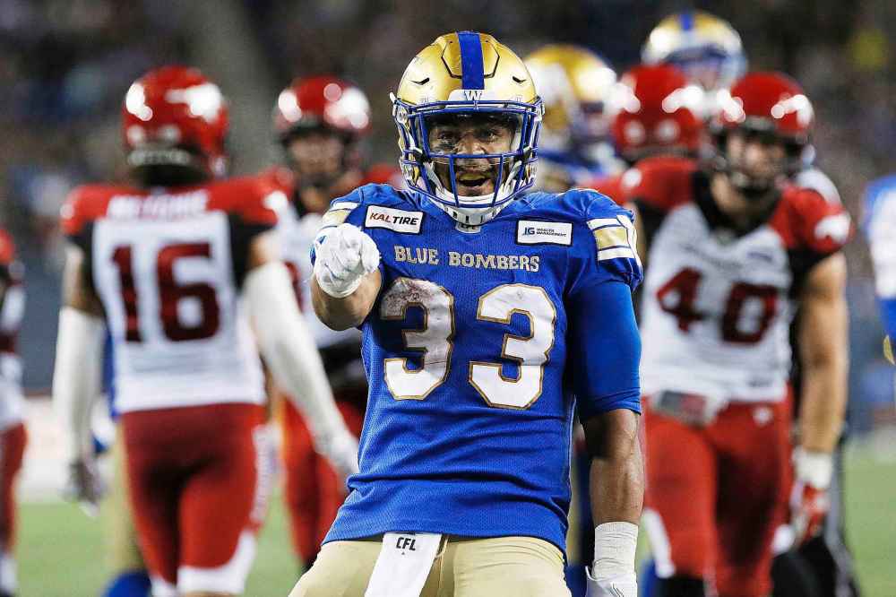 The best chance Andrew Harris and the Bombers have of ending their Grey Cup drought, starts and ends with beating Calgary the final two games of the season. (John Woods / Canadian Press files)