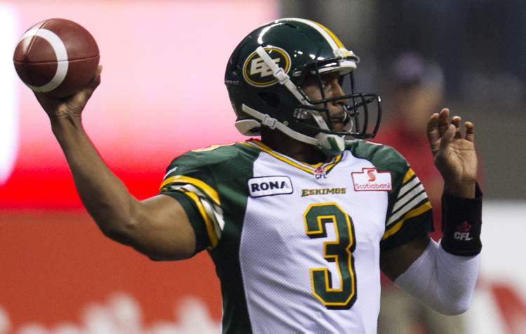 JONATHAN HAYWARD/ The Canadian Press archives
Edmonton Eskimos quarterback Steven Jyles throws the ball during the first half of game against the B.C. Lions in Vancouver on July 20, 2012.