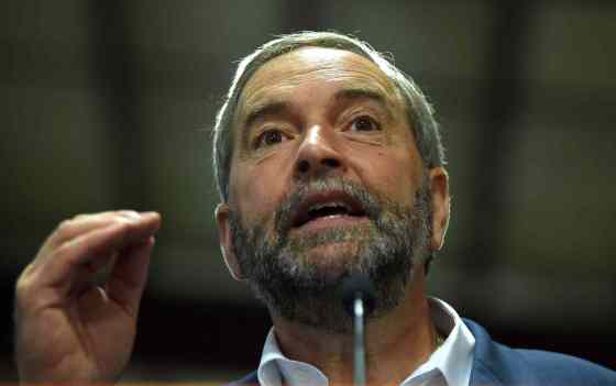 NDP Leader Thomas Mulcair makes a campaign stop at an auto parts manufacturing plant in Niagara Falls, Ont., on Wednesday, September 9, 2015. THE CANADIAN PRESS/Sean Kilpatrick