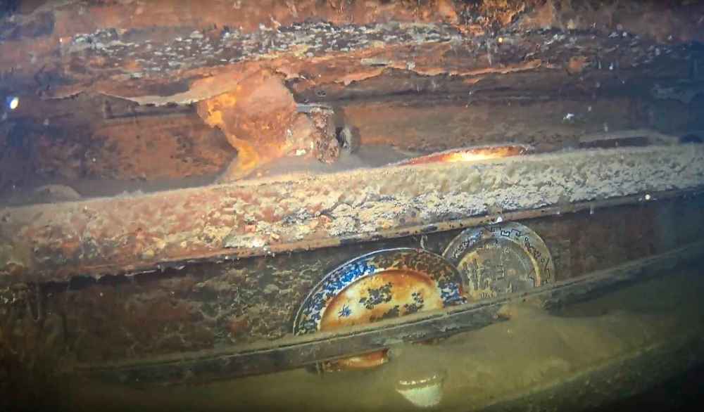 CP
Flatware on racks are seen in the interior of the HMS Terror shipwreck, in an undated handout still image taken from video footage, in Terror Bay, Nunavut. THE CANADIAN PRESS/HO-Parks Canada, *MANDATORY CREDIT*